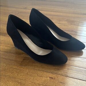 Kelly & Katie Black Wedge Pumps